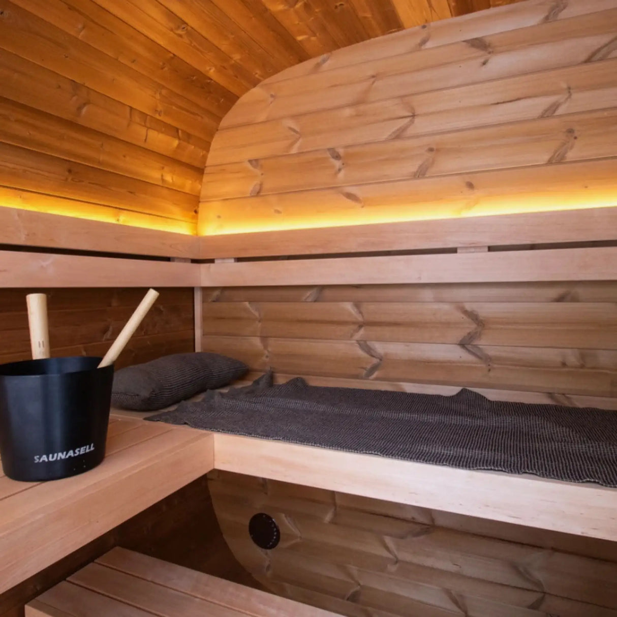 1.6m One Room Barrel Sauna - Outdoor Sauna