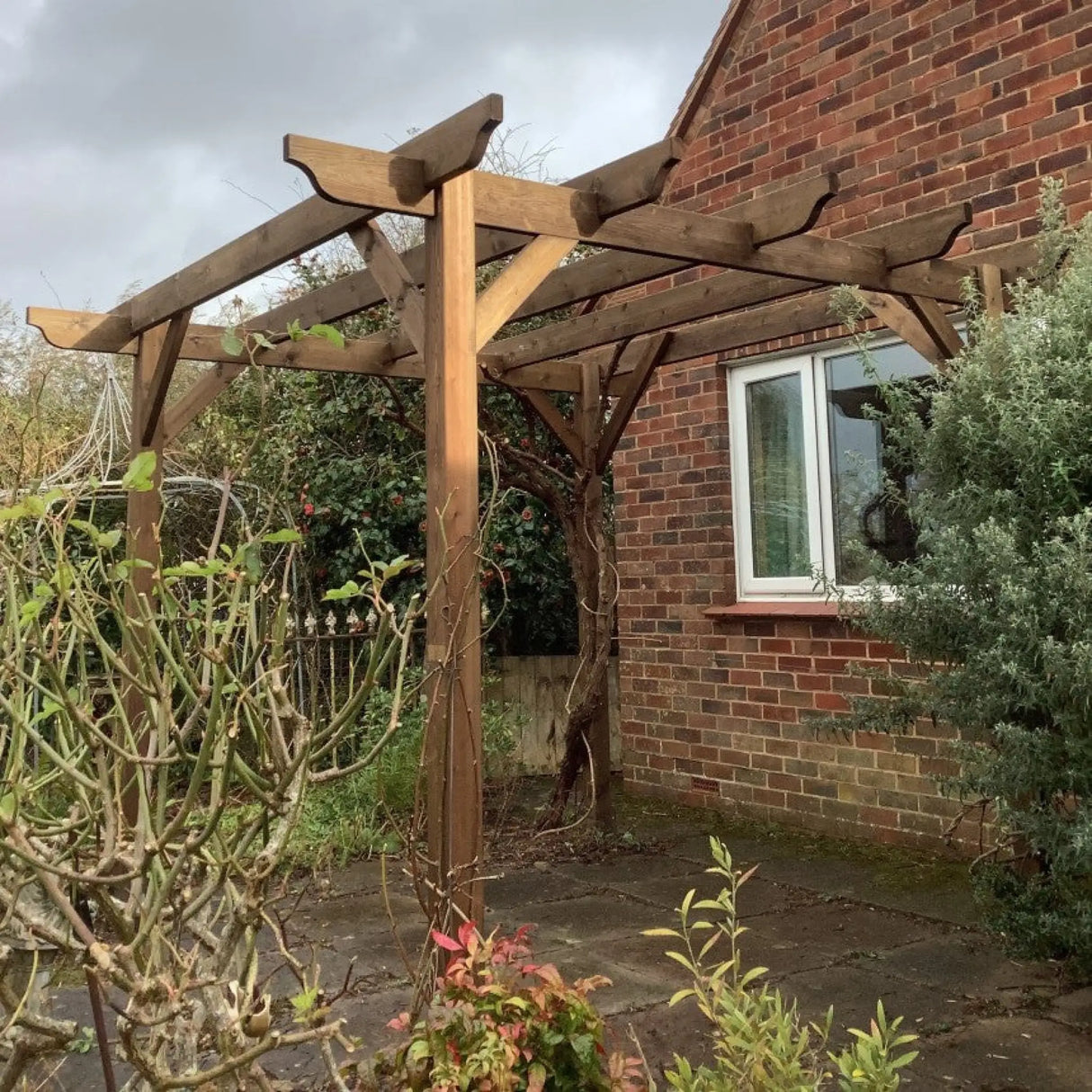 Rustic Brown / 2.4m x 2.4m - Garden Pergola - 2.4m Width