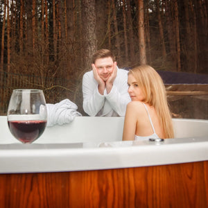 PolarSpa Elite 220 - with Integrated Stove - Wooden Hot Tubs