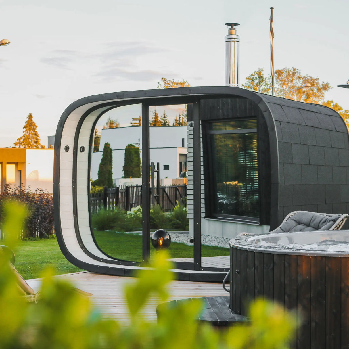 Round Cube Single Sauna - Outdoor Sauna