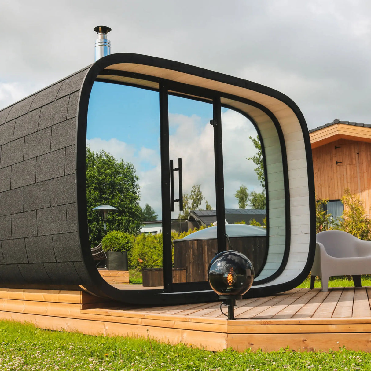 Round Cube Single Sauna - Outdoor Sauna