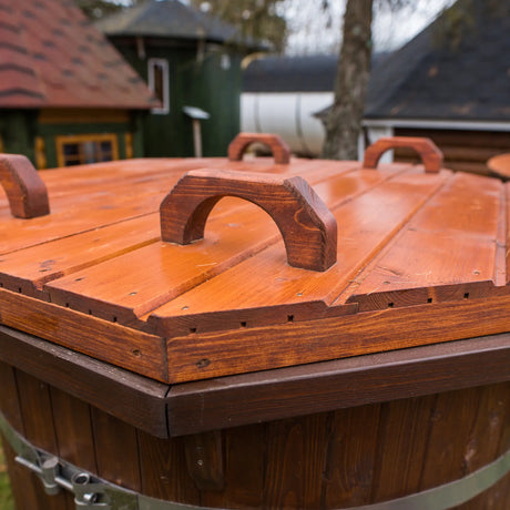 Round Wooden Ice Bath - Ice Baths